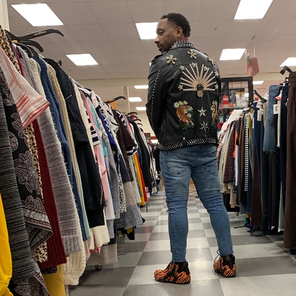 Meet your Posher, Bryan - Picture 1 of 2